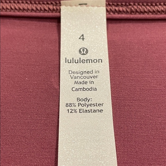 Lululemon Athletica Do the Daily Twist Front Crop Top Size 4 - Picture 6 of 11